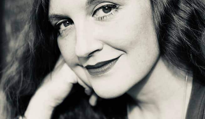 Luci_van_Org_2019 Die Musikerin und Autorin Luci van Org ist auch Schirmfrau des VEID sowie Organisatorin aller sechs Minifestivals während des WGT in den Räumen des Bundesverbandes. © Axel Hildebrand